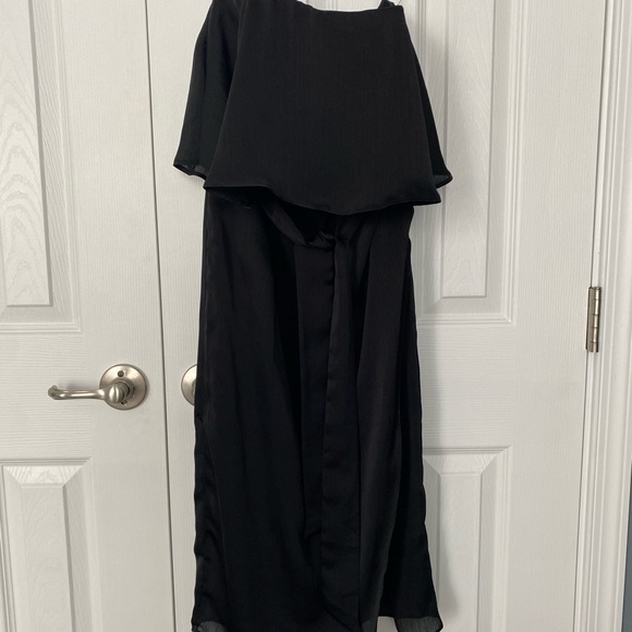 Black strapless dress - Picture 1 of 5